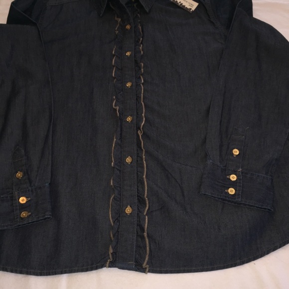 Jones New York Jeans light Denim Shirt NWT - Picture 4 of 6